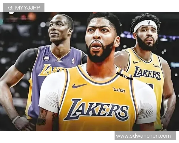 22+12+4帽！湖人罕见超级中锋，隔扣三冠内线，打出10胜1负新秘诀